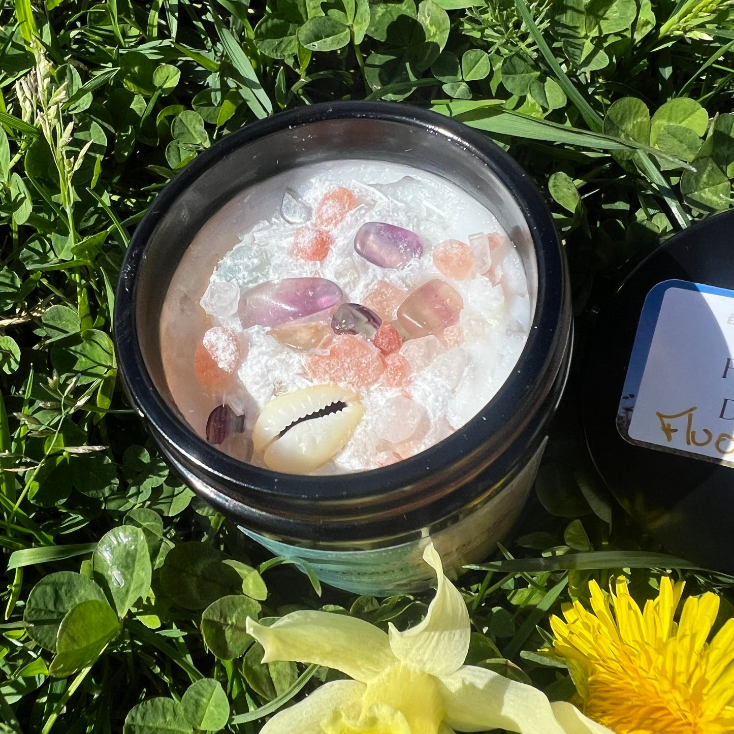 Fondant parfumé – Fleur de Lin – Pierres & coquillage – Chantilly artisanale